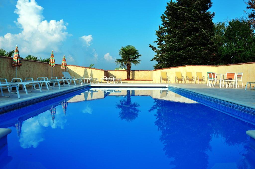 Soublecause Logis Hotel L'Adourable Auberge מראה חיצוני תמונה