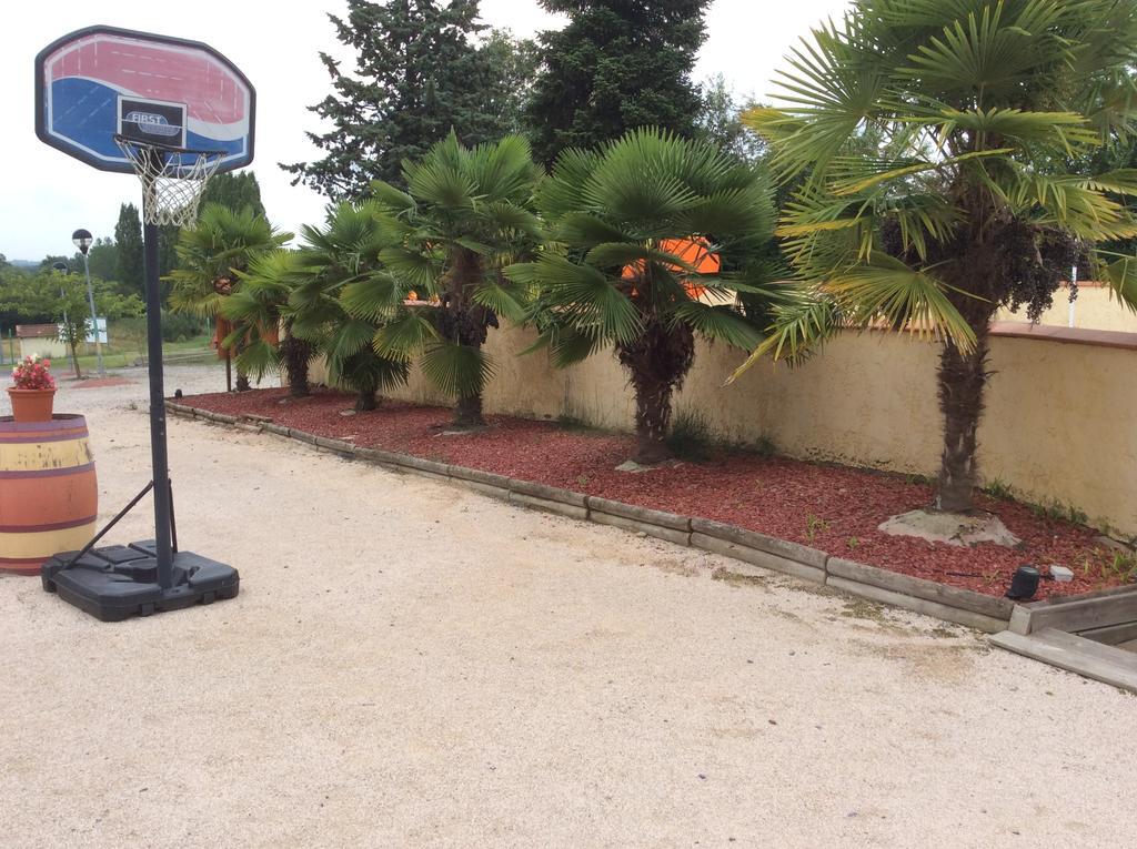 Soublecause Logis Hotel L'Adourable Auberge מראה חיצוני תמונה