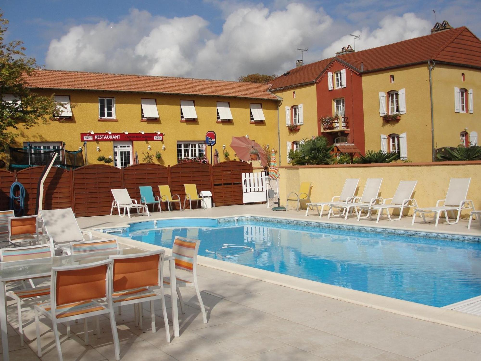Soublecause Logis Hotel L'Adourable Auberge מראה חיצוני תמונה