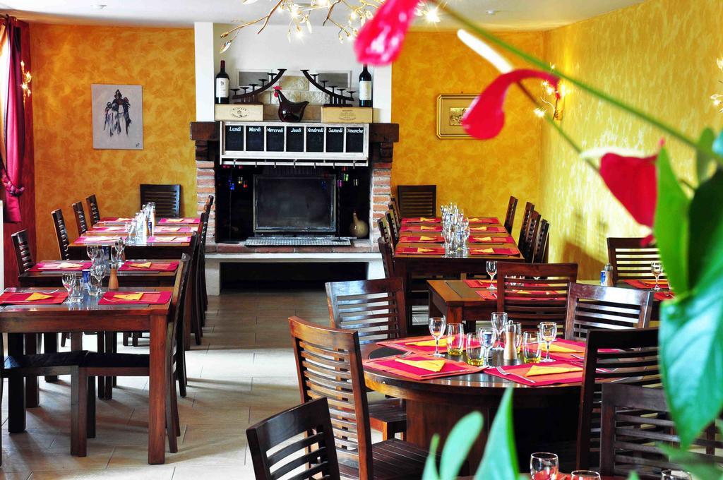 Soublecause Logis Hotel L'Adourable Auberge מראה חיצוני תמונה