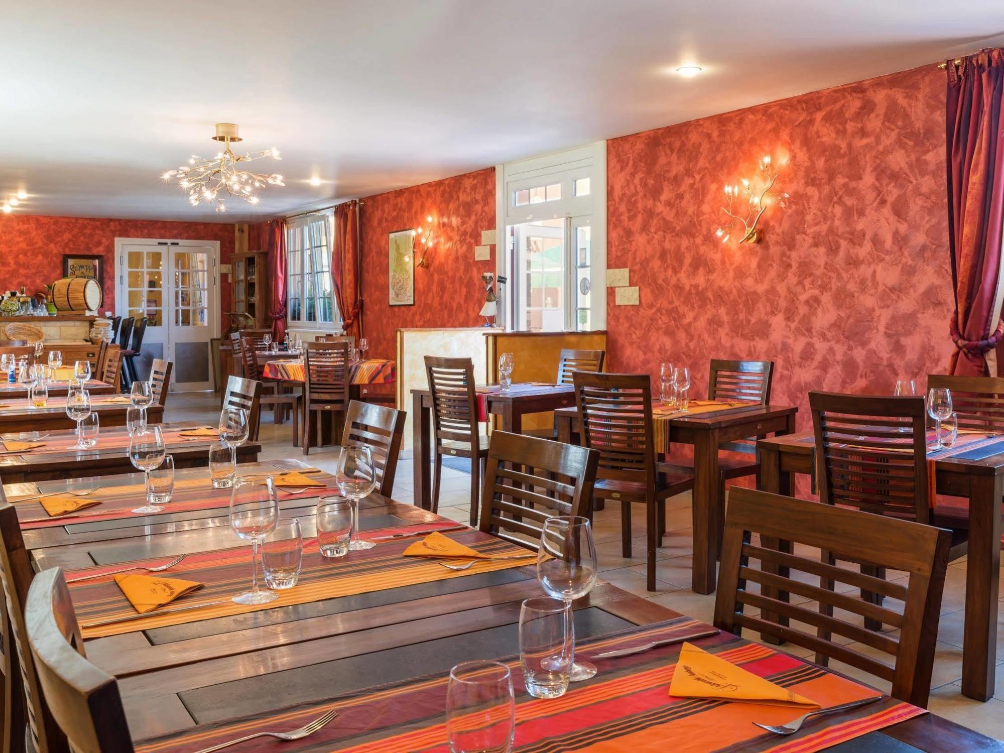 Soublecause Logis Hotel L'Adourable Auberge מראה חיצוני תמונה